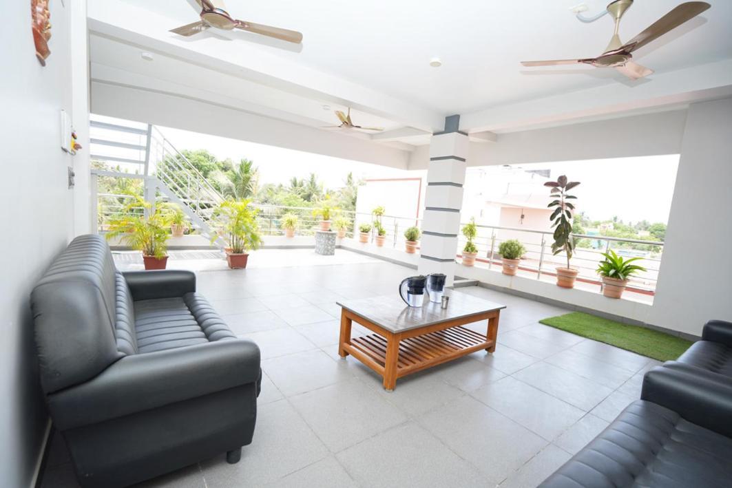 Goutham Residency 호텔 Kadalur 외부 사진
