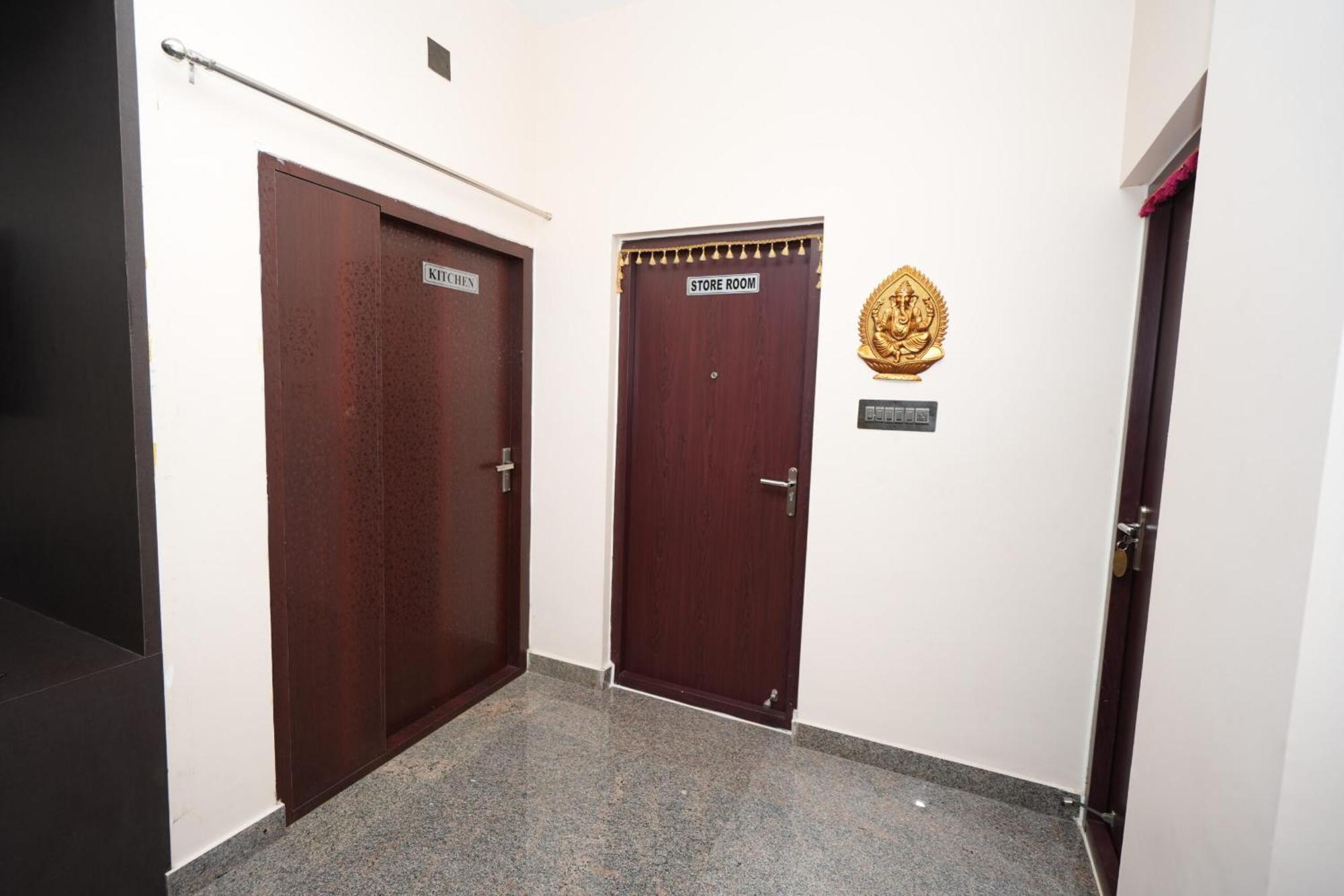 Goutham Residency 호텔 Kadalur 외부 사진